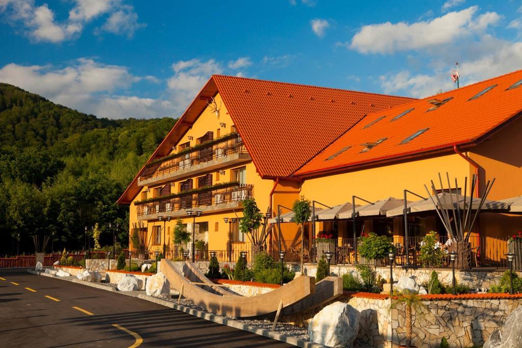 Hotel Belvedere Sovata Exterior photo