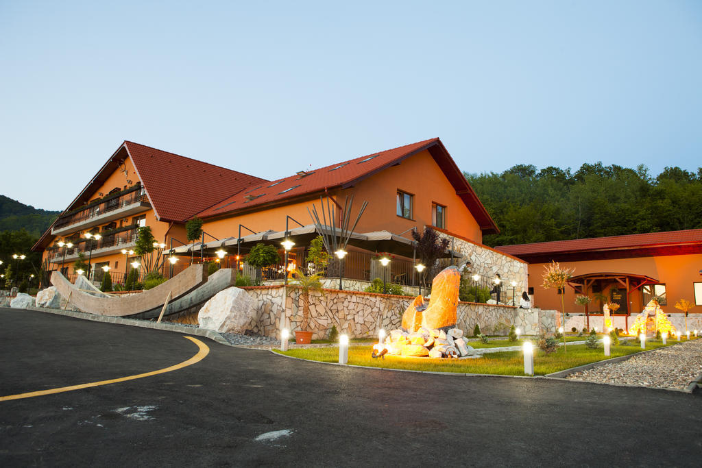Hotel Belvedere Sovata Exterior photo